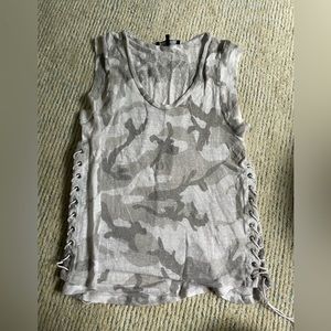 Generation Love Tank